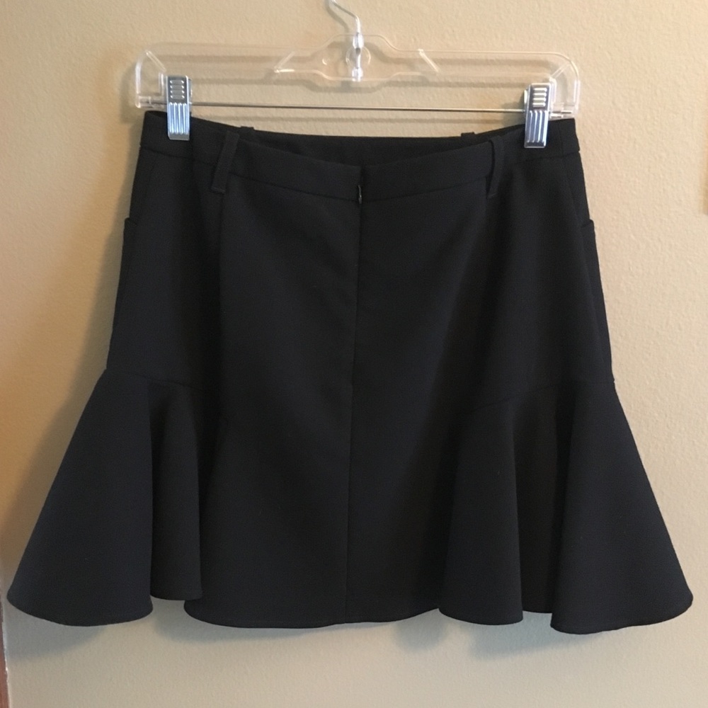 CLEARANCE!💋FINAL PRICE 🎉EXPRESS black mini skirt - Picture 2 of 7